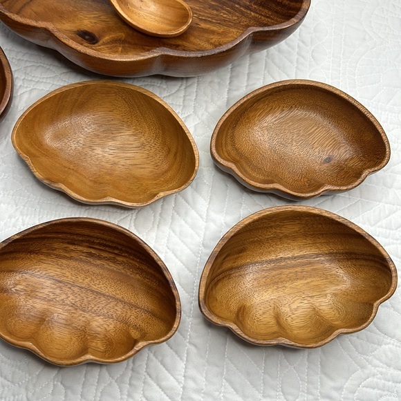 Vintage Wooden Monkey Pod Salad/Snack Bowl Set - Picture 2 of 15